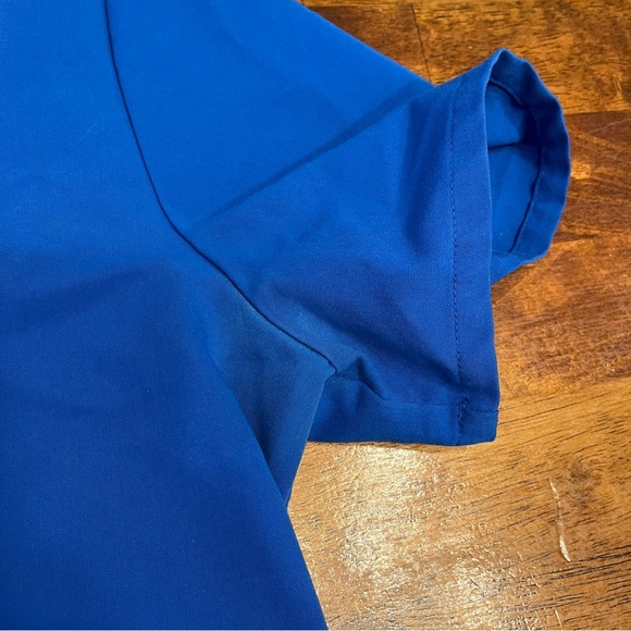 Figs Technical Collection Royal Blue Scrub Top size large PO# 2444 - Picture 2 of 8